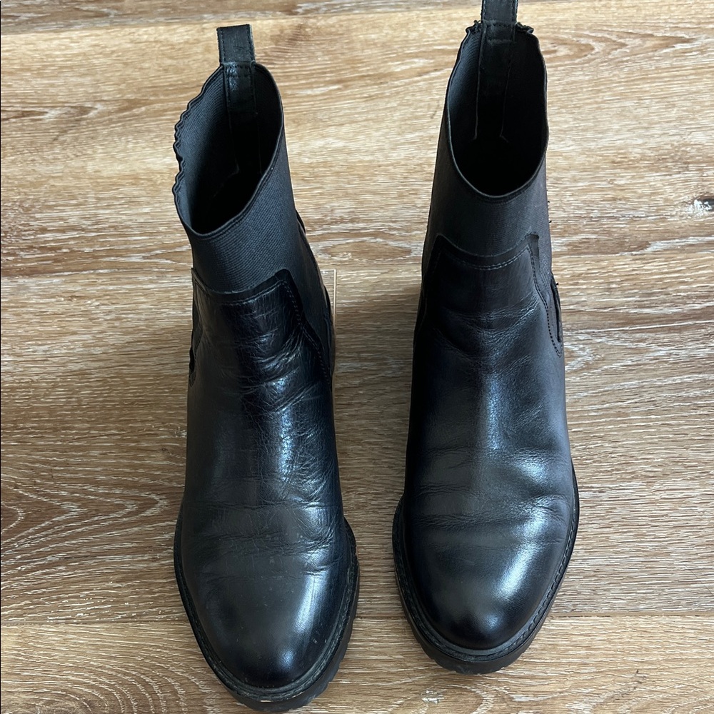 27 EDIT Black Leather Chelsea Ankle Boots